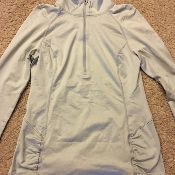 Performance Jacket - Picture 2 of 4